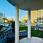Apartamento Victoria Two Bedroom Sunny