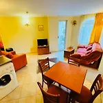 Victoria Two Bedroom Sunny * ساني بيتش