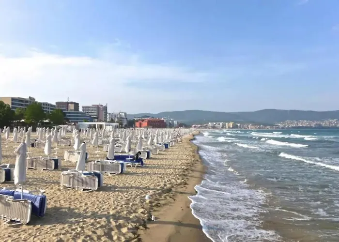 Victoria Two Bedroom Sunny Appartement *