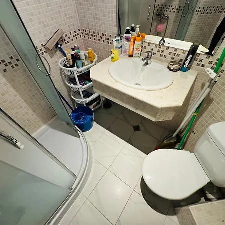 Apartment Victoria Two Bedroom Sunny *