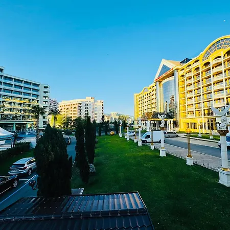 Victoria Two Bedroom Sunny Apartmán Sluneční pobřeží