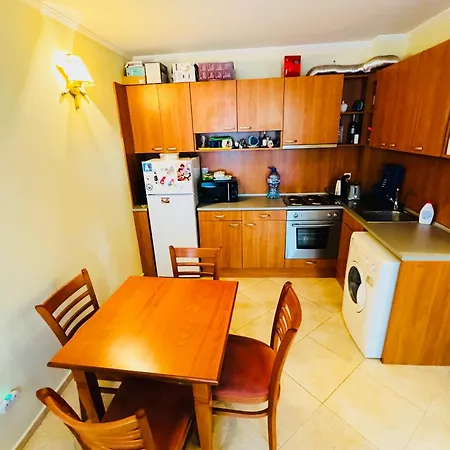 Victoria Two Bedroom Sunny Lägenhet