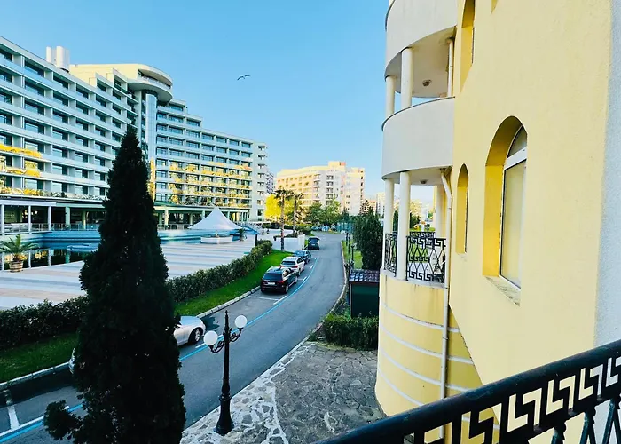 아파트 Victoria Two Bedroom Sunny *